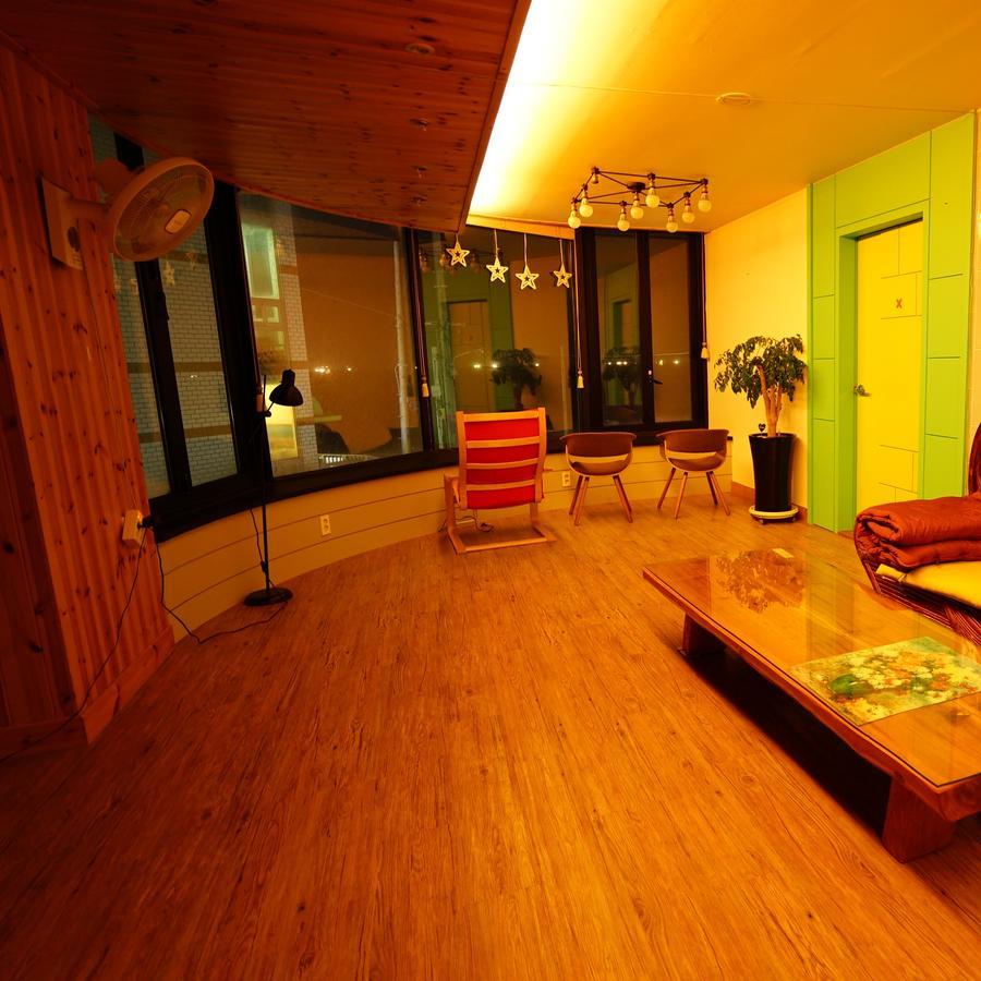 My Mother Guesthouse Jeju Luaran gambar